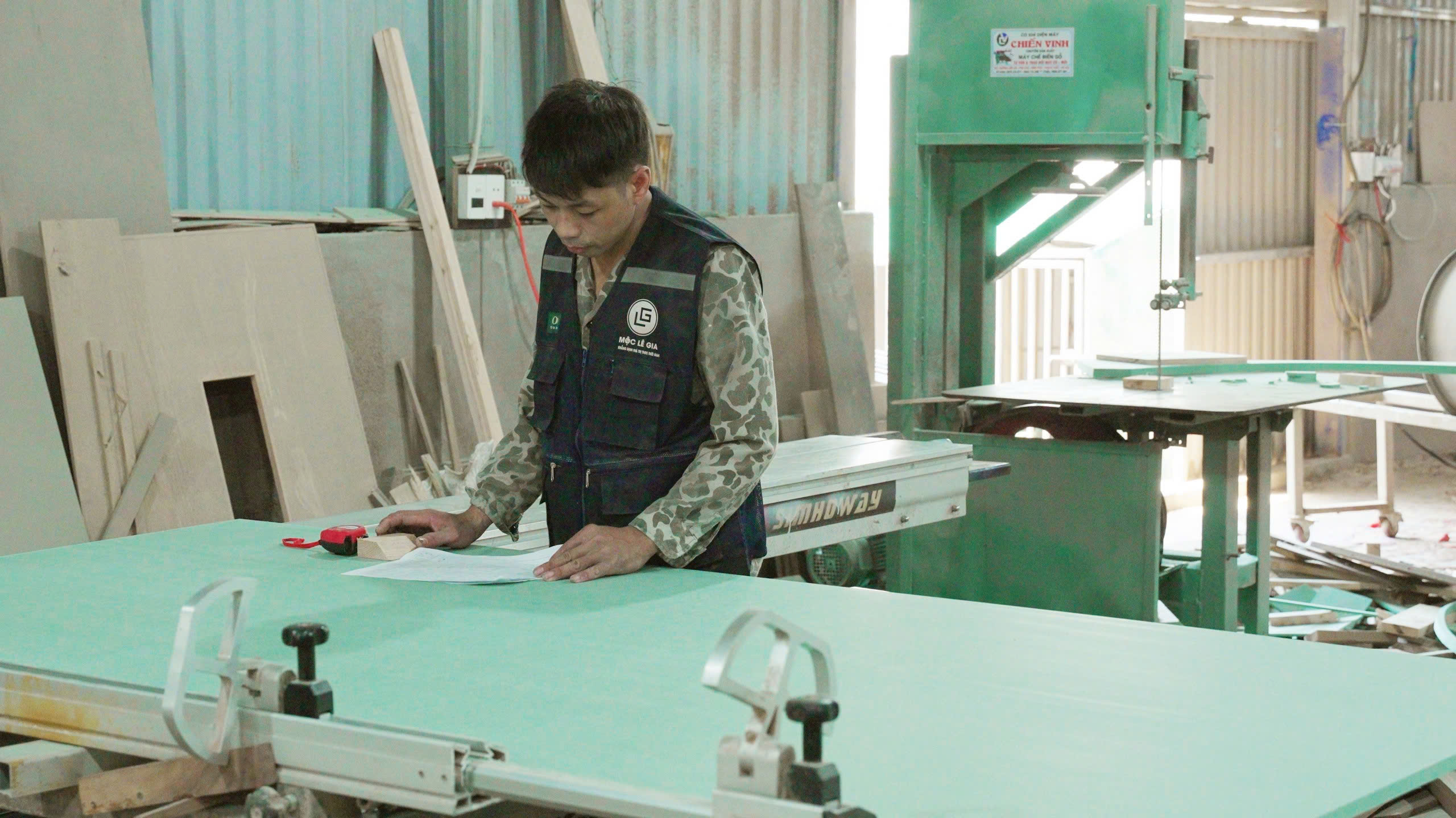Xưởng nội thất mộc lê gia